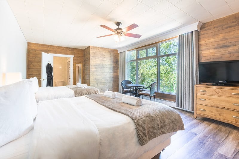 AubergedesBerges-suitedeluxefamilialevue AubergedesBerges-suitedeluxefamilialevue